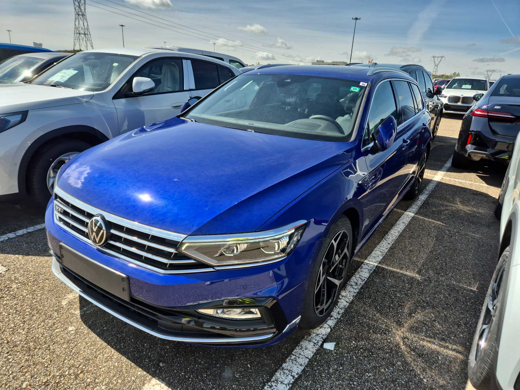 VOLKSWAGEN Passat Variant R-Line 2.0(200CV)DSG Azul Met.